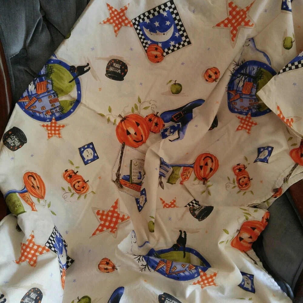 Halloween table cloth